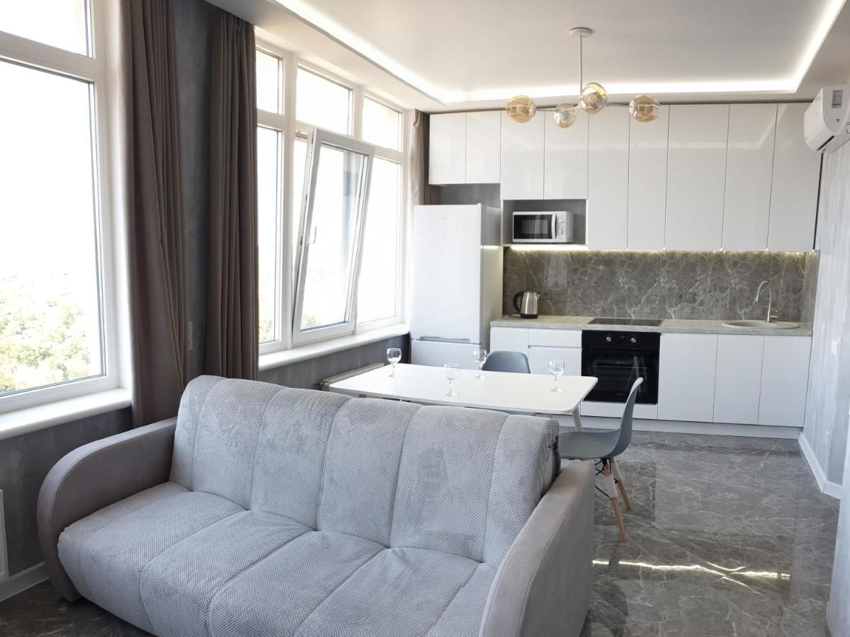 Апартаменты Сozy 704 Sunrise Apartments on the 22nd floor in the center Одесса-4