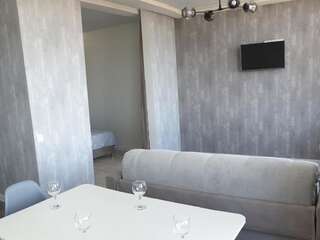 Апартаменты Сozy 704 Sunrise Apartments on the 22nd floor in the center Одесса Апартаменты с 1 спальней-17
